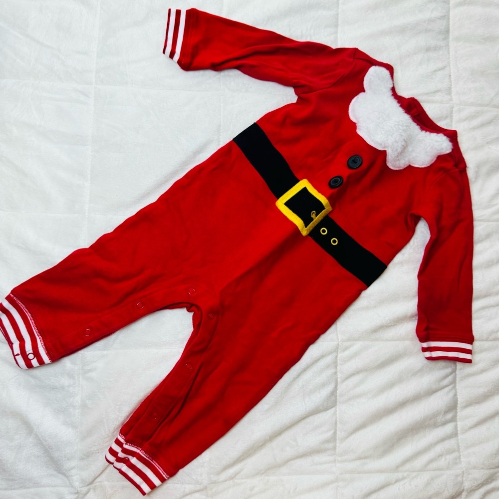 Santa jumpsuit by GYMBOREE| size 6-12M